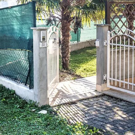 M273 - Marcelli, Nuovo Trilocale Con Giardino